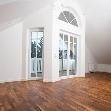 Phantastisches Haus Mit Pool Direkt In Muenchen Zewnętrze zdjęcie